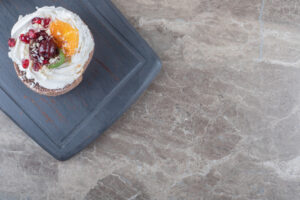 Czy kwarcyty naturalne sprawdzaja sie w wymagajacych realizacjach